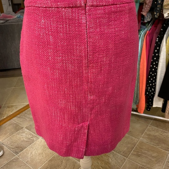 Banana Republic Barbie Pink Pencil Skirt - Picture 2 of 3